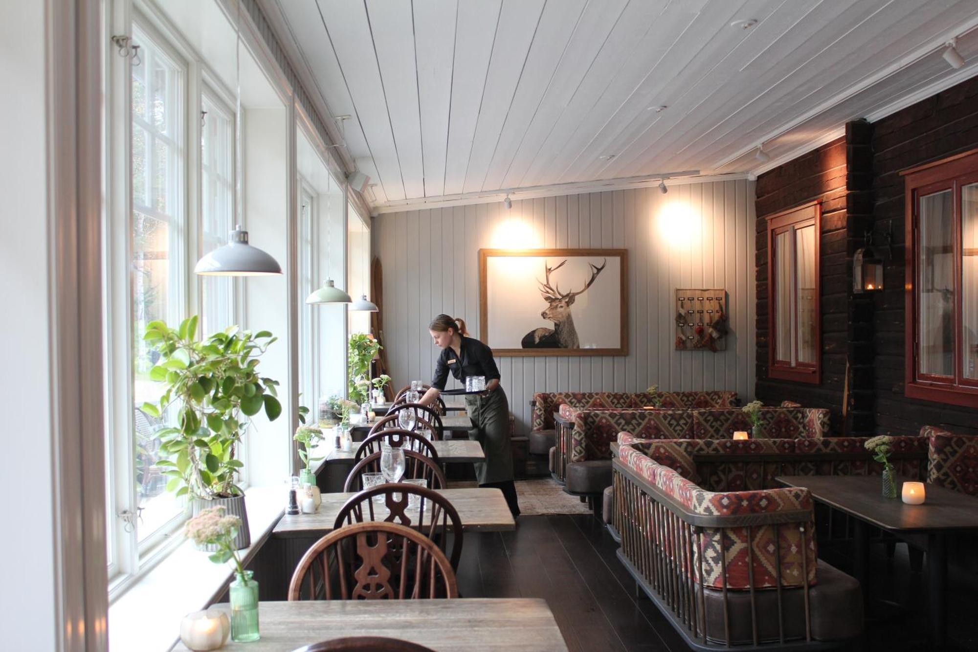 Olarsgården Hotell Lindvallen Eksteriør bilde